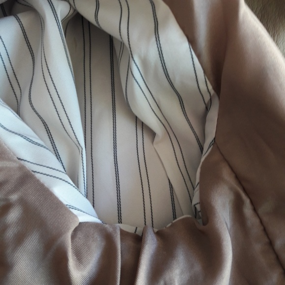 Theory Jacket Blazer Buttery Soft Leather Striped Sleeve Lining Beige Designer M - Picture 5 of 8